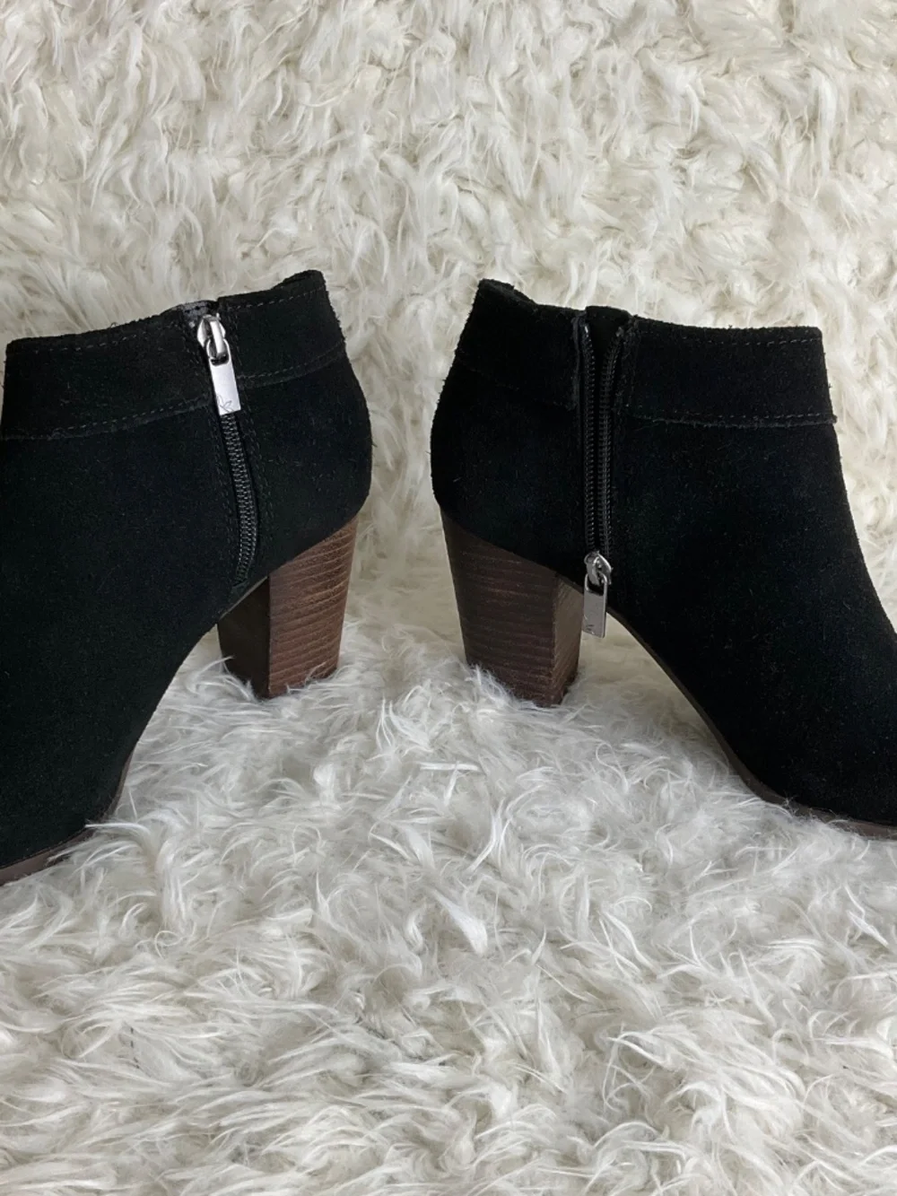 KOOLABURRA BY UGG WOMEN'S BLACK ANKLE BOOTS~SIZE 8!